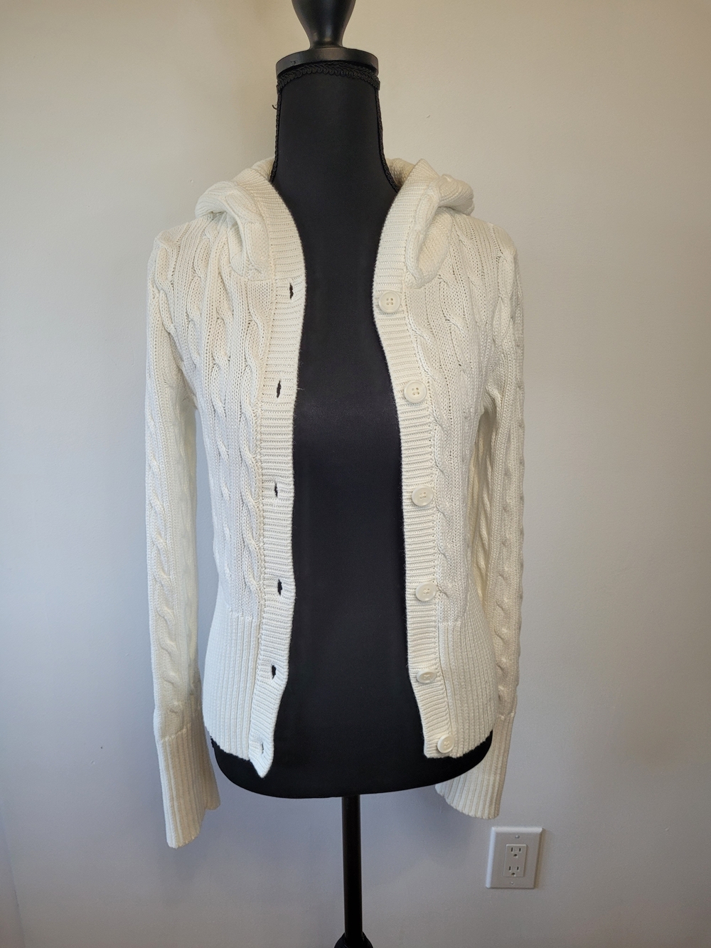 🍂 Brandy Melville (John Galt) Off-White Cable Knit Hooded Cardigan Sweater XS/S